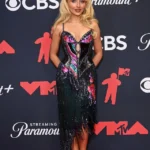 Sabrina Carpenter Tears at VMA