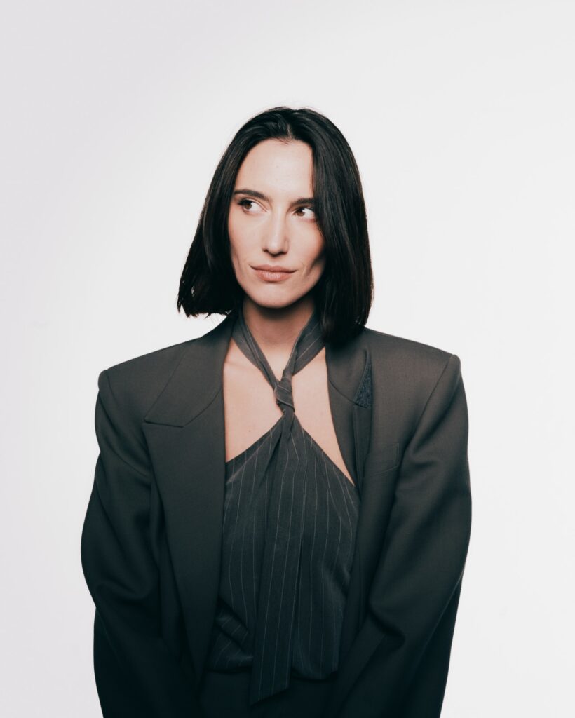 Amelie Lens Pushes Boundaries With EXHALE VA007 Compilation