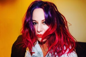 Tom Morello, Garbage, Violet Grohl and More Pay Tribute to L7’s Jennifer Finch